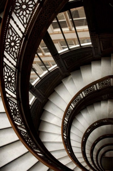 Spiral staircase at the Rookery Building, Burnham & Root architects