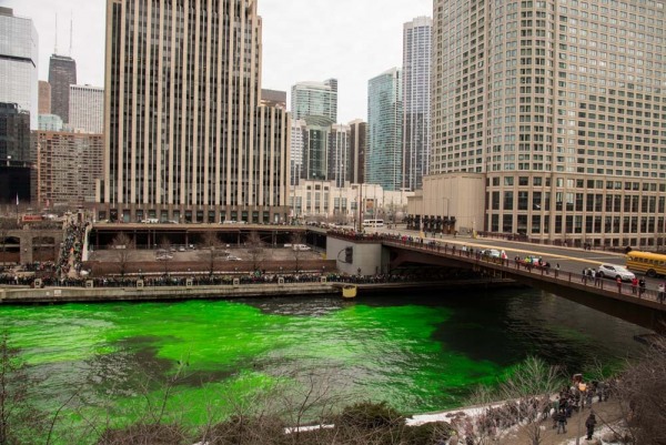 Greening-Chicago-River_018