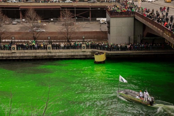 Greening-Chicago-River_041