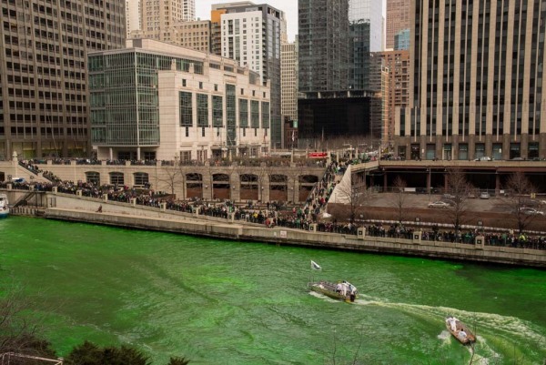 Greening-Chicago-River_058