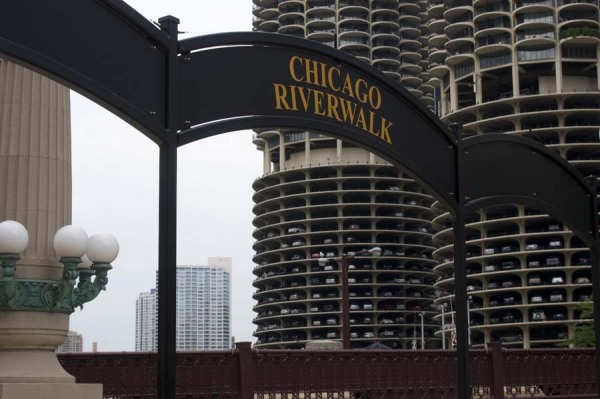 Chicago Riverwalk and Marina City