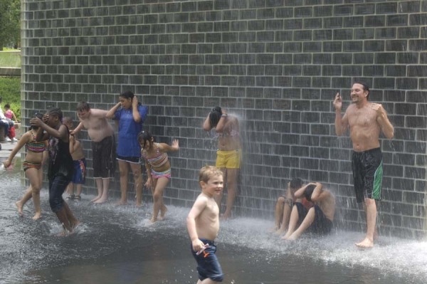 CrownFountain108