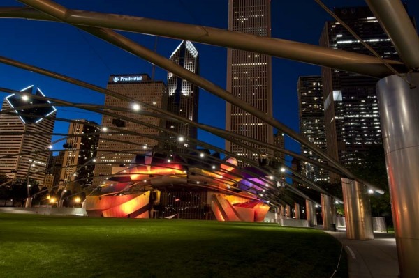 Pritzker-Pavilion-002