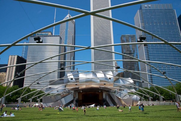 Pritzker-Pavilion_026