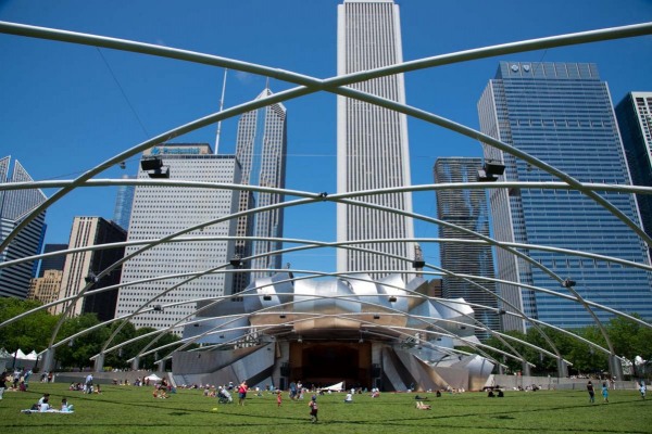 Pritzker-Pavilion_027