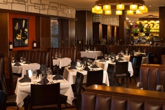 Camerons_Steakhouse_dining_room